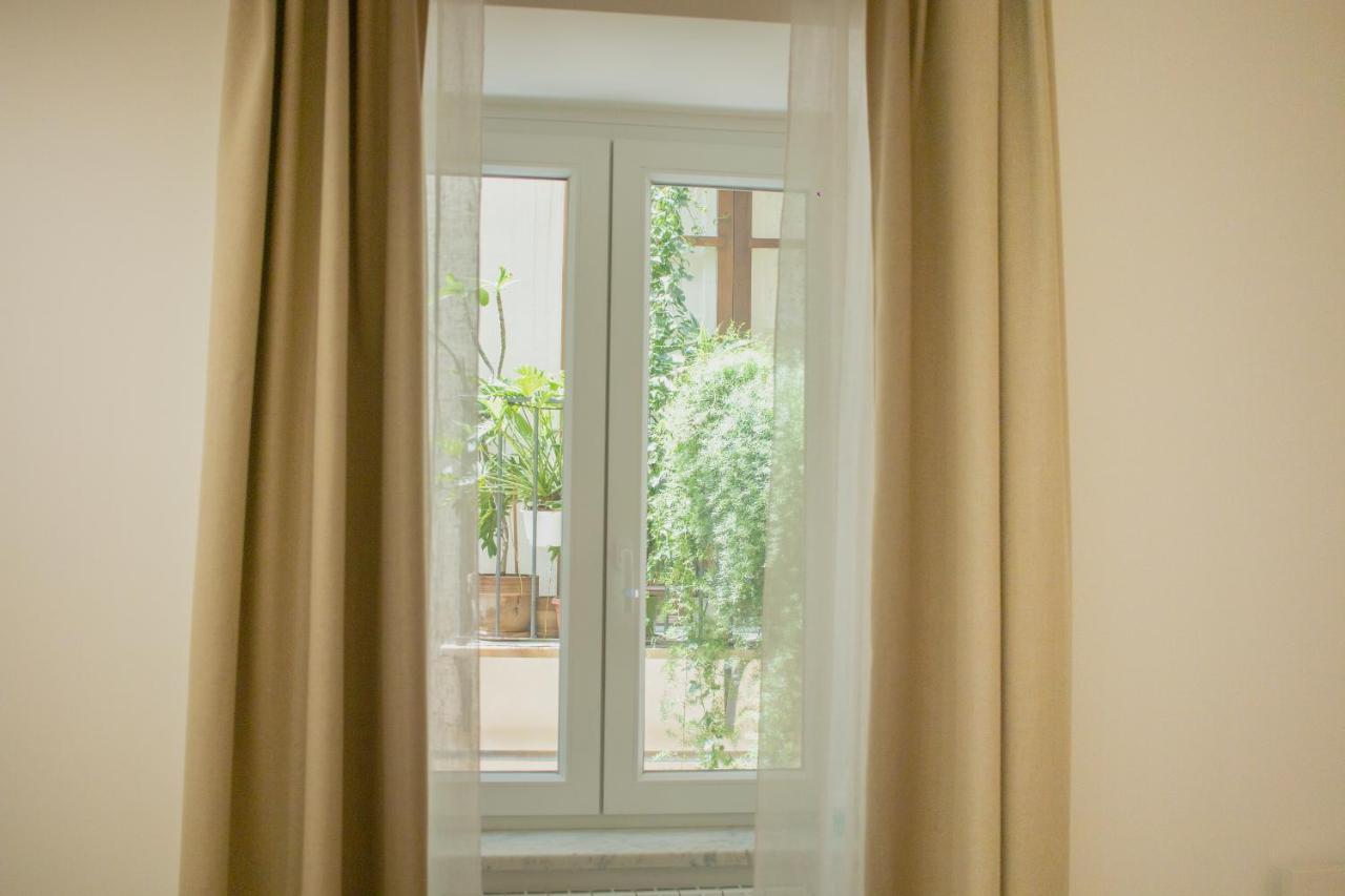Vicolo Del Salto Bed and Breakfast Palermo Exteriör bild
